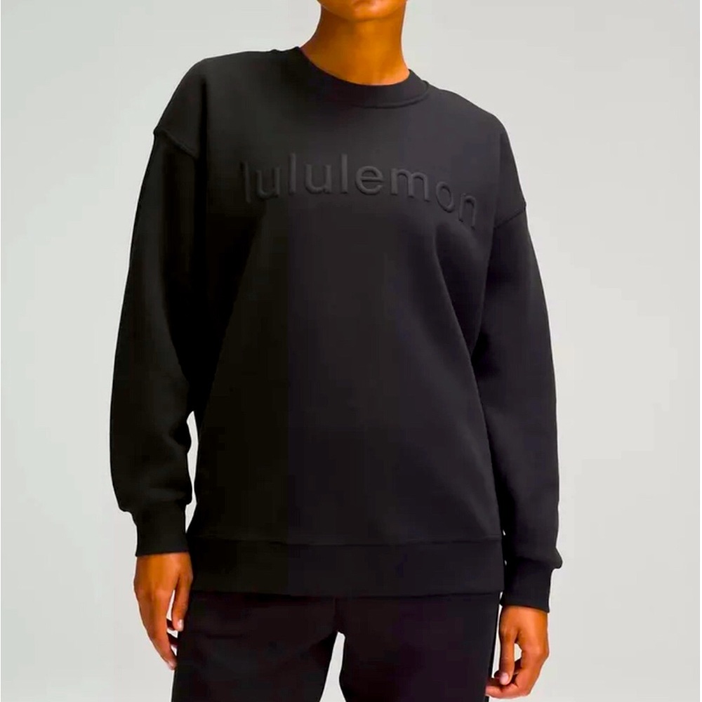 ⭐️Brand New⭐️ Lululemon oversized graphic crew sweater